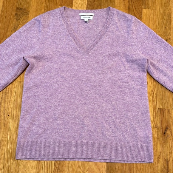 Sweater - Picture 2 of 7